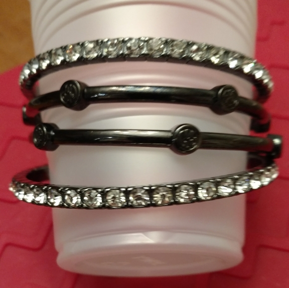 Fun bangles - Picture 2 of 3